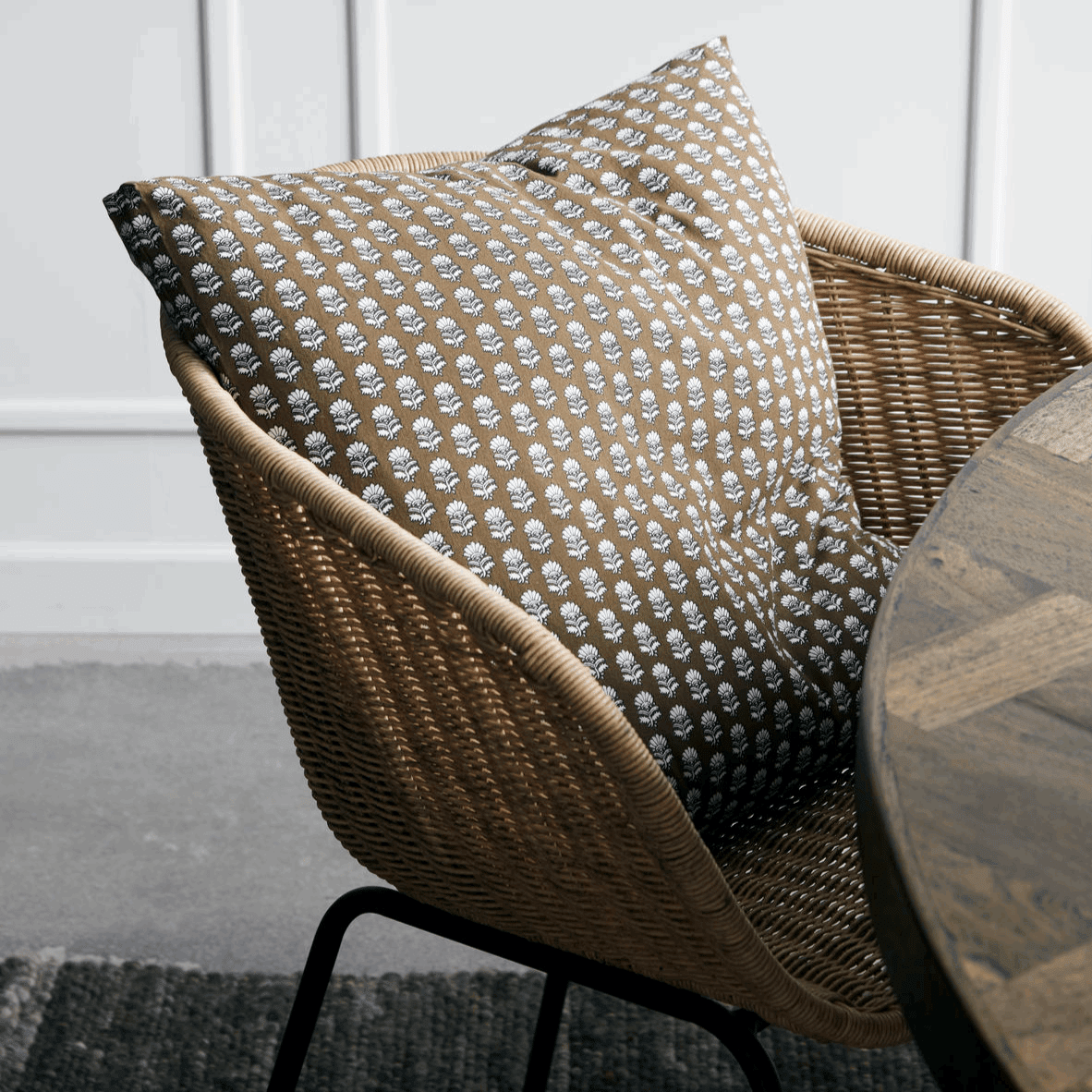 COJÍN NERO - CasaSoyer