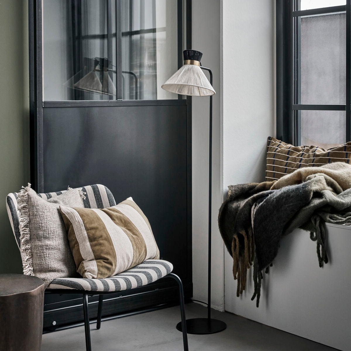 Lámpara de pie cord