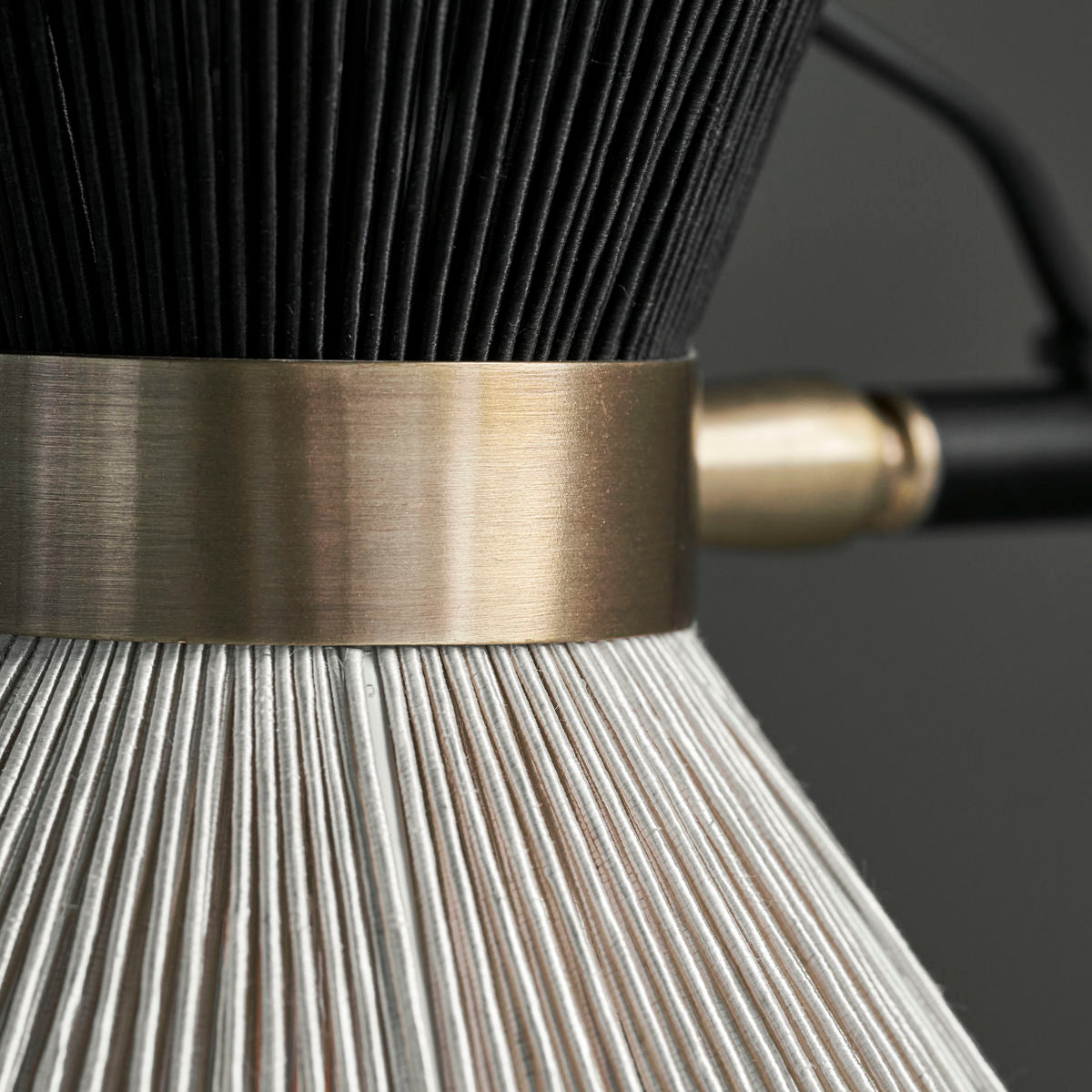 Lámpara de pie cord