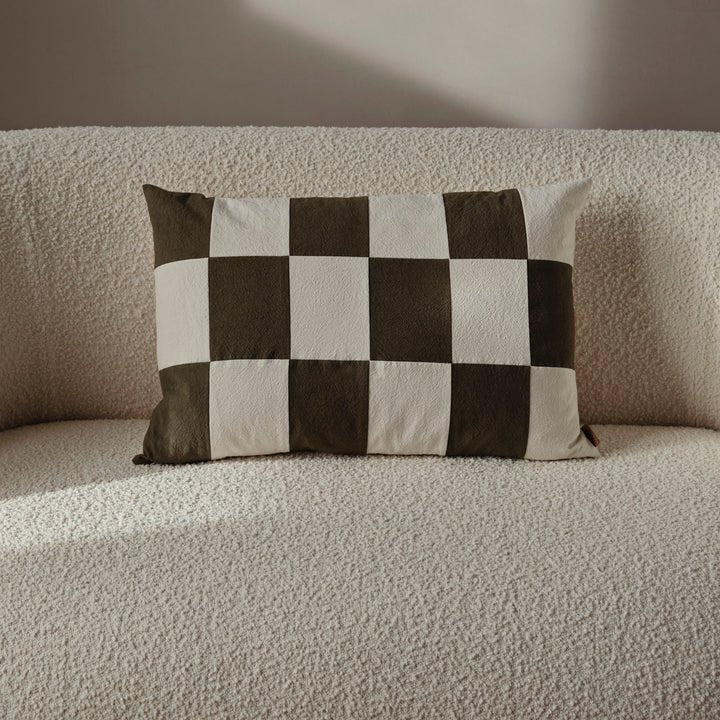 Cojín retazos café - CasaSoyer