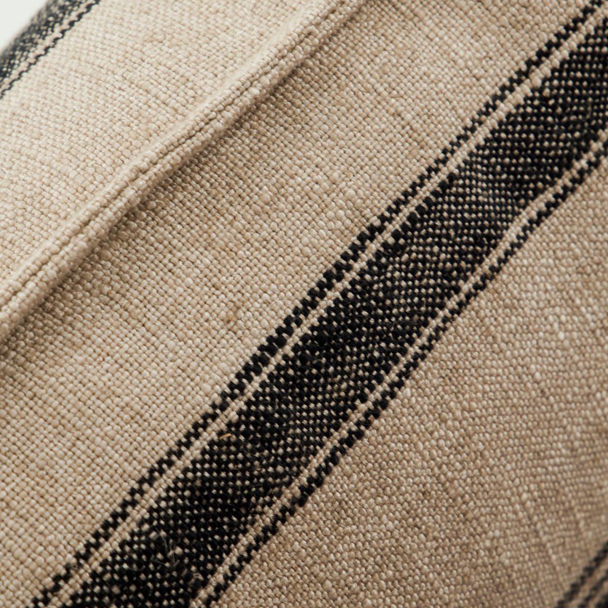 Cojín suto beige - CasaSoyer