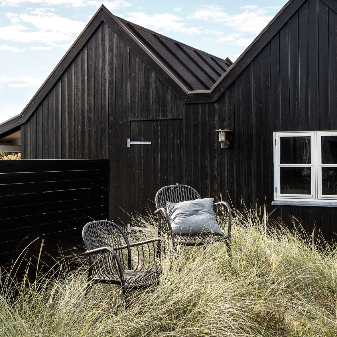 Chair, Brea, Black CasaSoyer